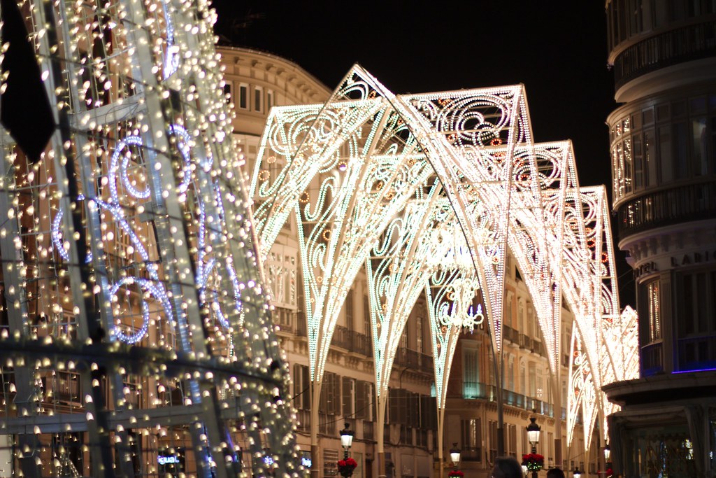 LUCES DE MALAGA Y CASTILLO DE COLOMARES - 01 DICIEMBRE -